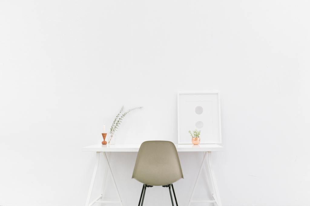 11 Experts Explain the Minimalist Principles That Help You Maximize&nbsp;Life