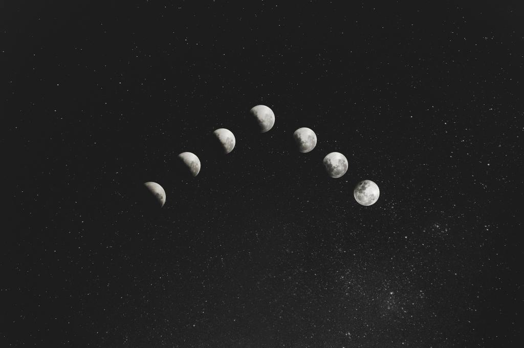New moon in Sagittarius: 3&nbsp;values
